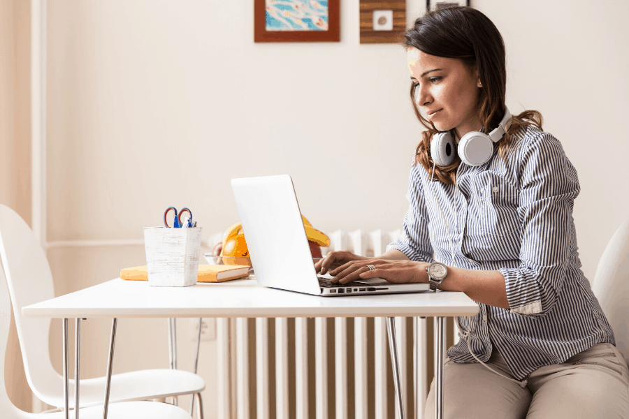 woman working on a laptop