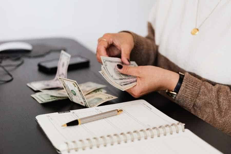 woman counting money