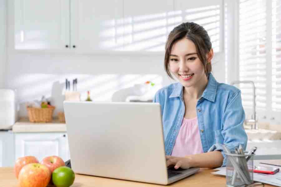 woman working on a laptop